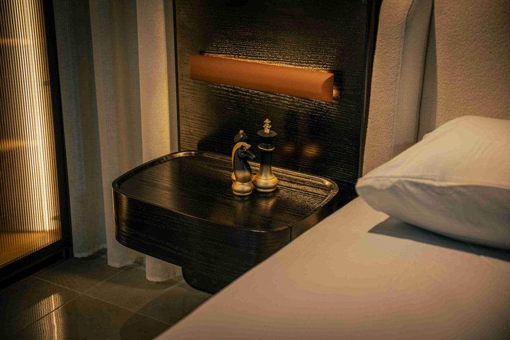 Ora Bedroom
