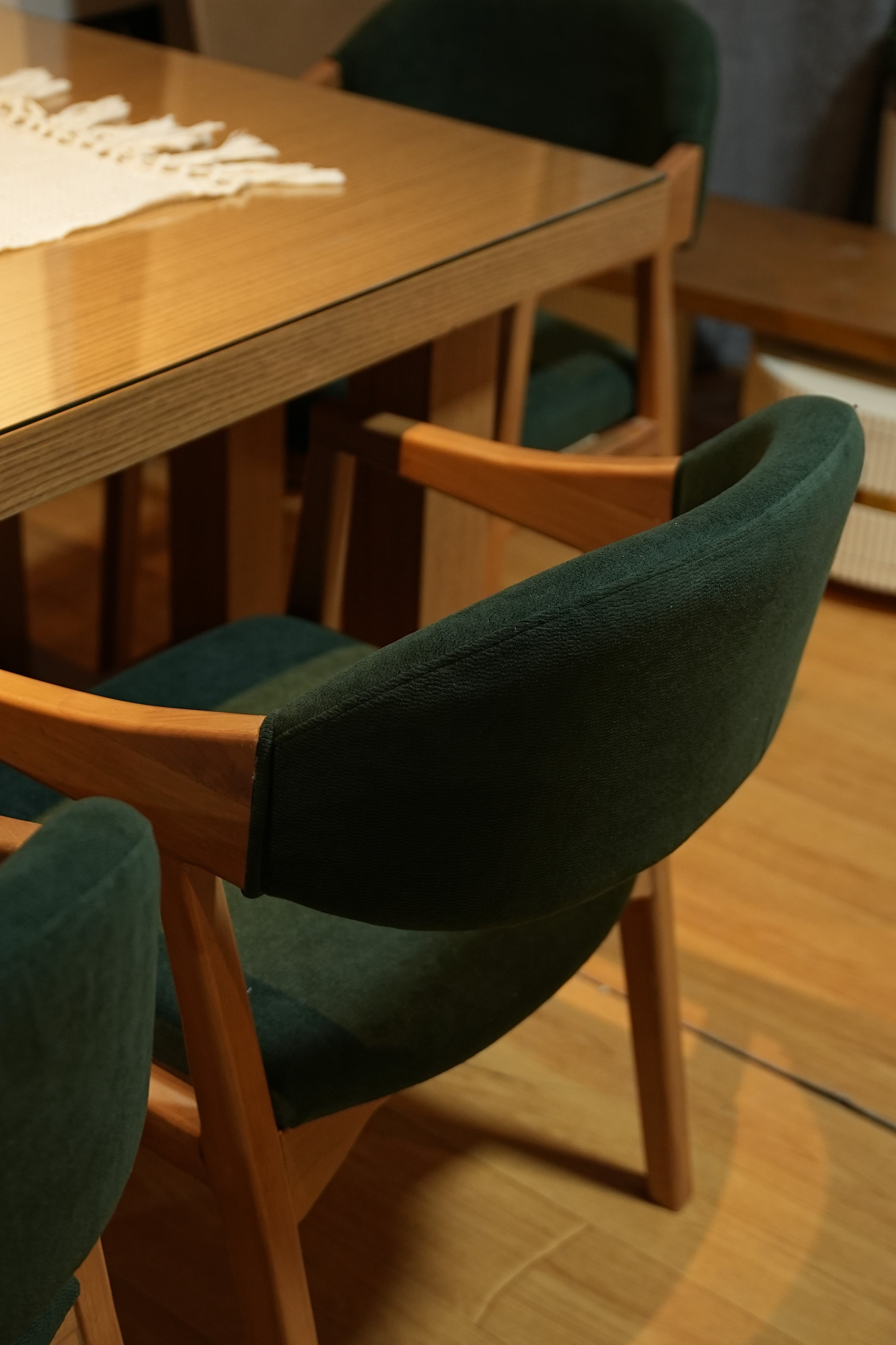 Soul Dinning Table