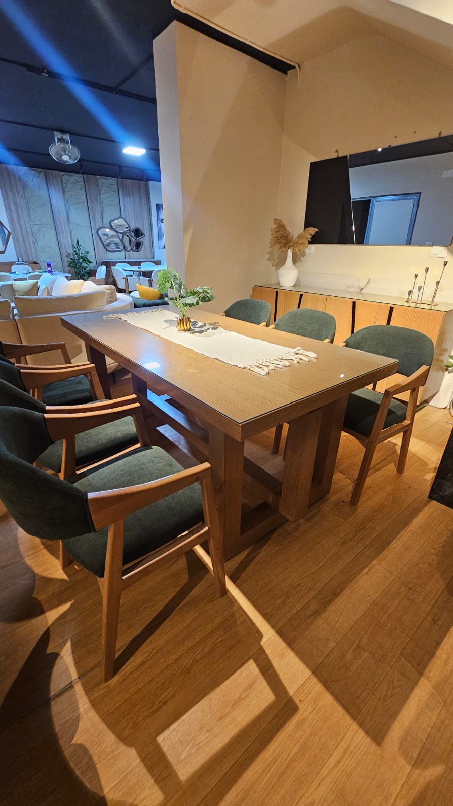 Soul Dinning Table